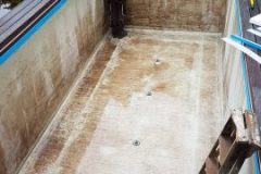 18-Stark-verschmutzter-Pool-scaled